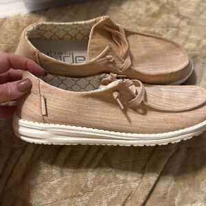 Hey Dude Light Tan Lace-Up Shoes